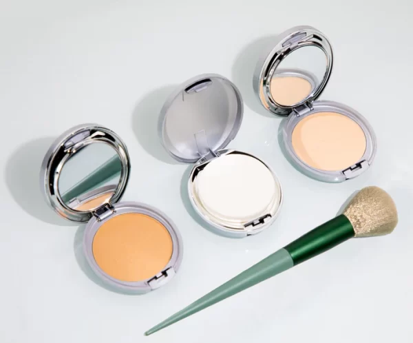 Polvo compacta de color plateado - Imagen 3