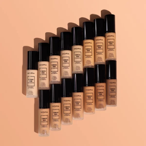 Base de maquillaje mate suave Complete Wear - Imagen 2